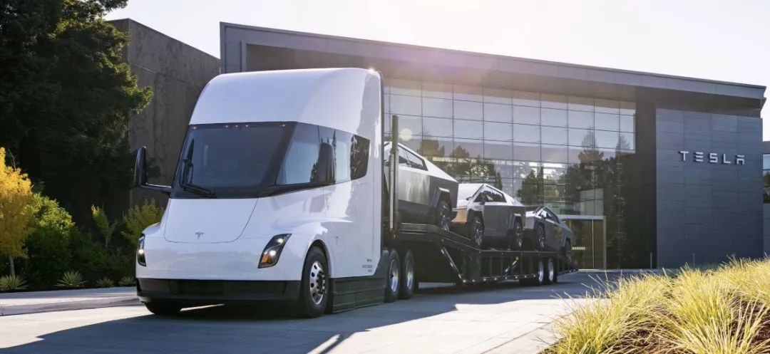 Cybertruck打折出售，特斯拉押宝焕新Model Y